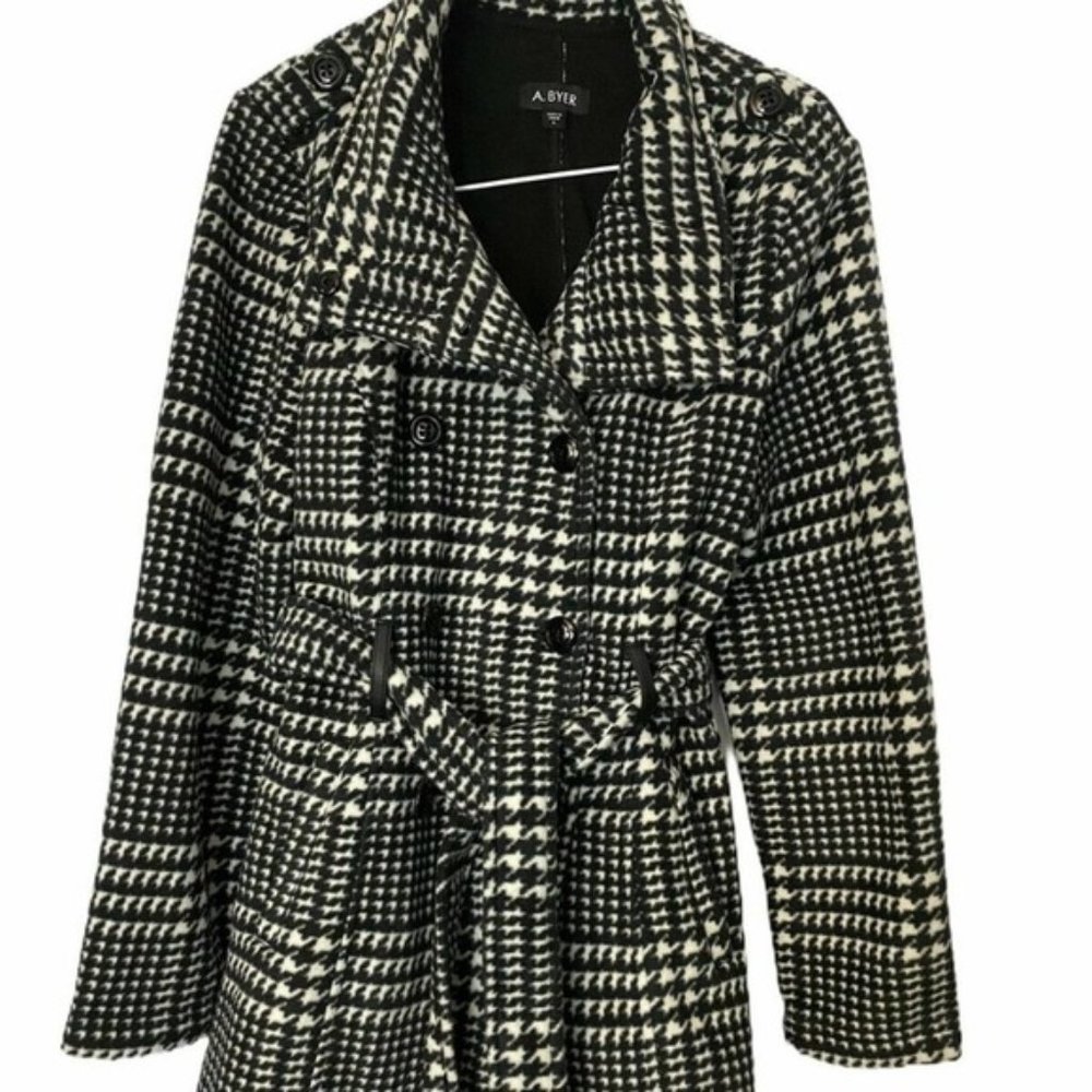 A. Byer Hounds Tooth Double Breasted Belted Coat (large)